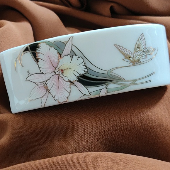 Vintage Heart Jewelry Box - Picture 3 of 4